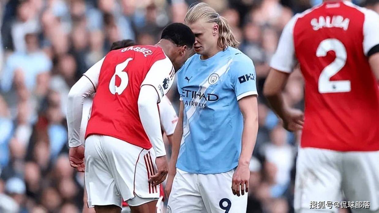 争议！阿森纳7500万中卫锁喉+撕烂哈兰德球衣 故意顶牛挑衅逃红牌